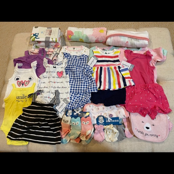 New Lot of 34 Baby Girl Spring/Summer Clothes Size 0-3 months! Carter's - Picture 1 of 10